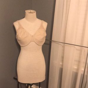 (3/$20) Bali Minimizing Comfort seamless bra